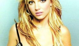 布兰妮被母亲爆料了吗视频,视频曝光家庭真相